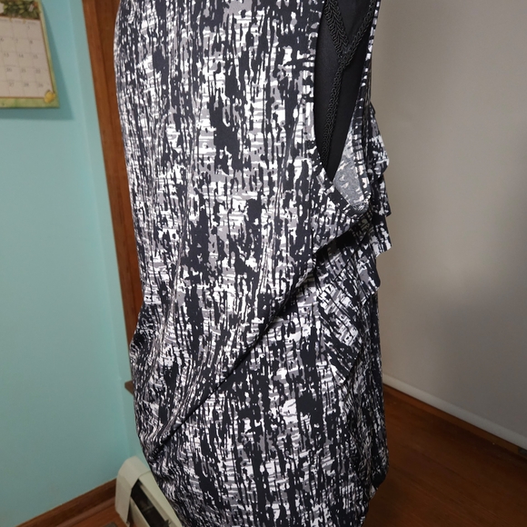 Valerie Bertinelli EUC Women's Black and White Sleeveless Top • Size L - Picture 4 of 8